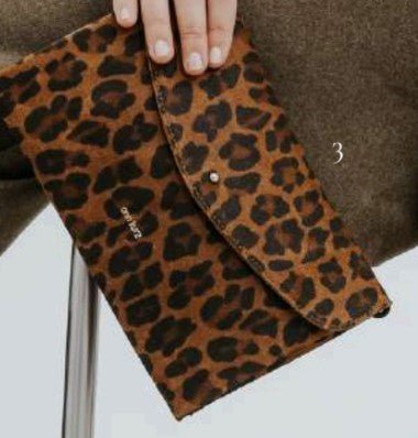 Cute Clutch - Leo Brown - ann kurz