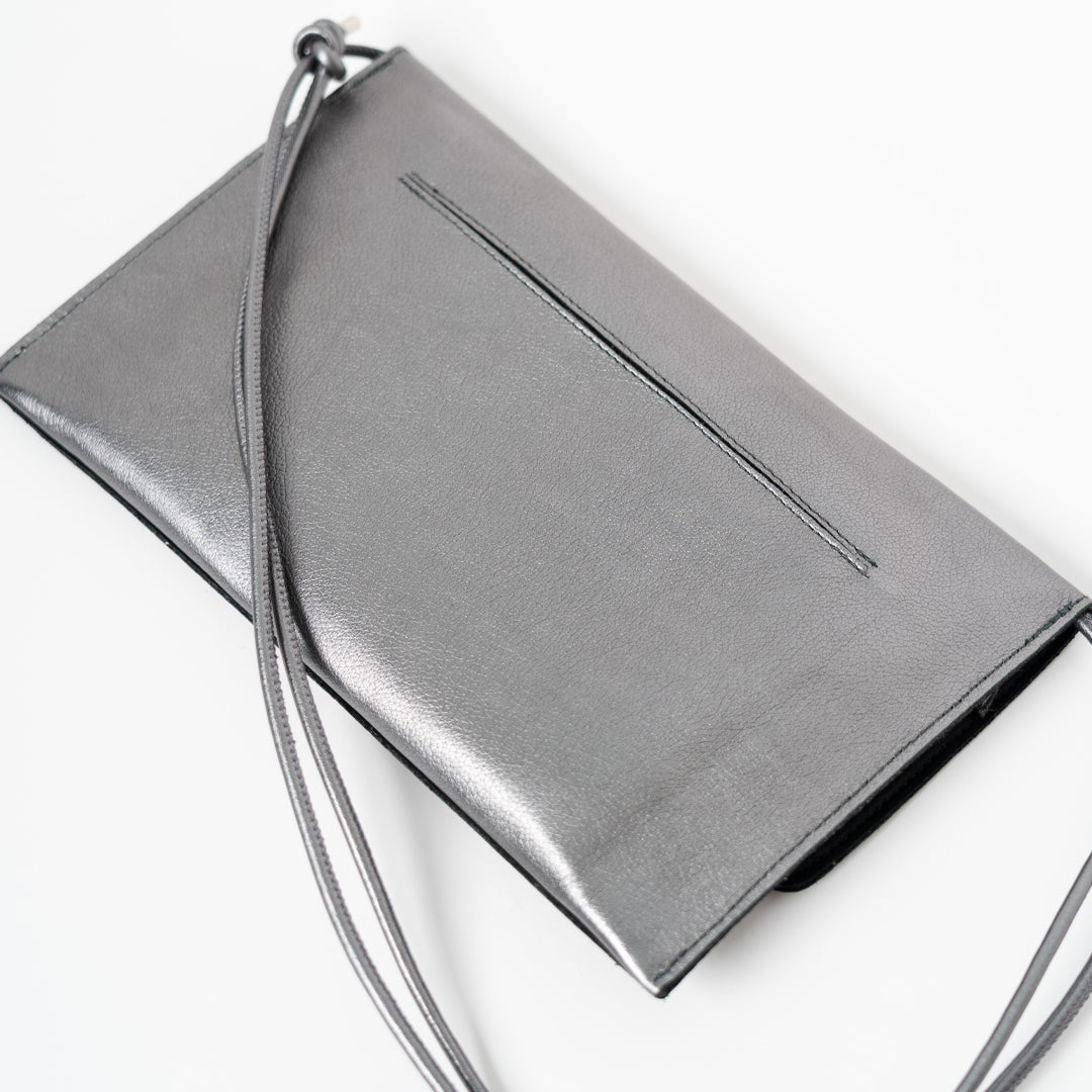 Thin Clutch - Metallic Dark Silver