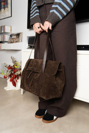 The Greatest Shopper - Suede Mocha
