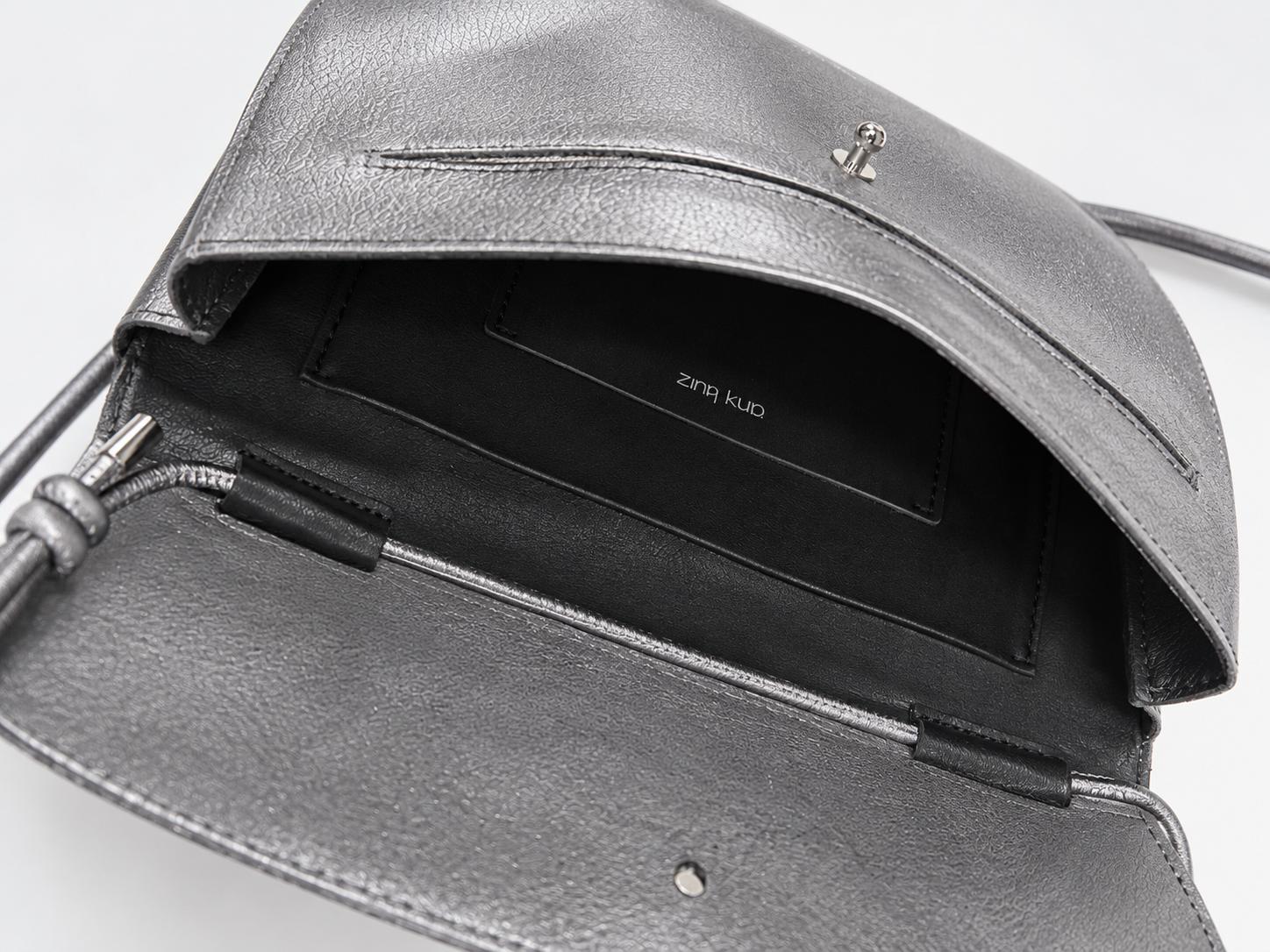CUTE_CLUTCH_METALLIC_DARK_SILVER_2_e0266504-b6da-43f8-b9b5-91b9c79c3f9e.jpg