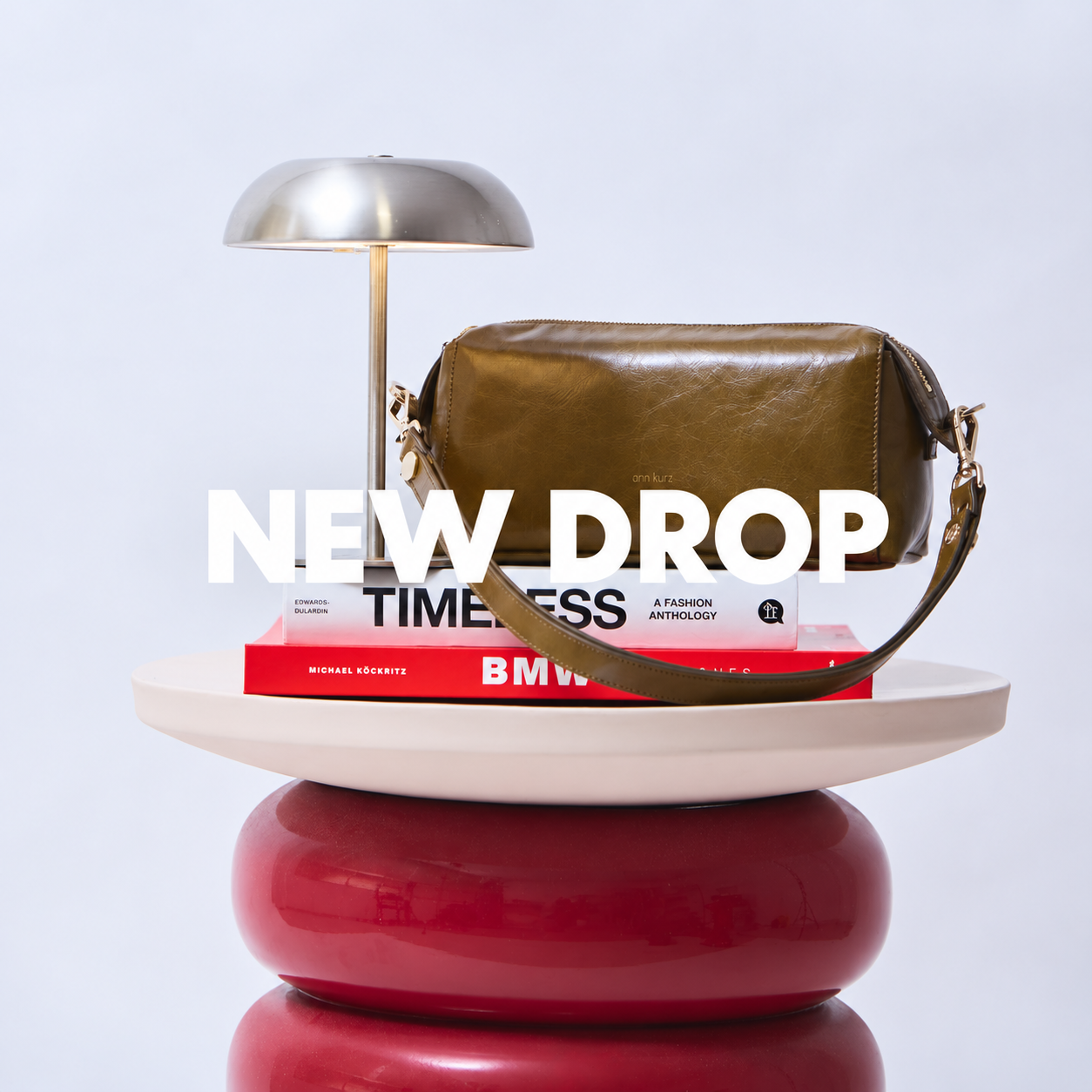 Olivegrune_Ledertasche_als_New_Drop-2.png