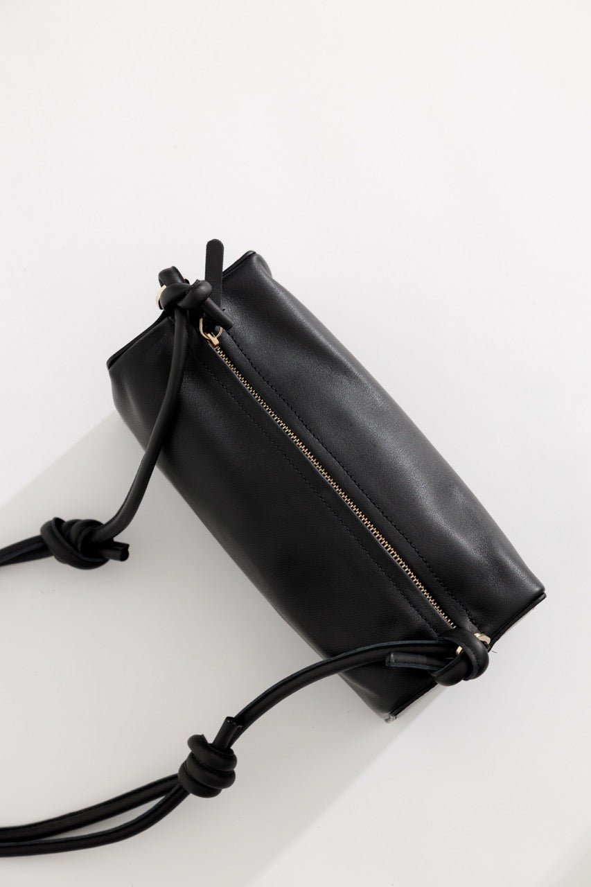 Baguette Shape Bag with Knots - Nappa Black - ann kurz