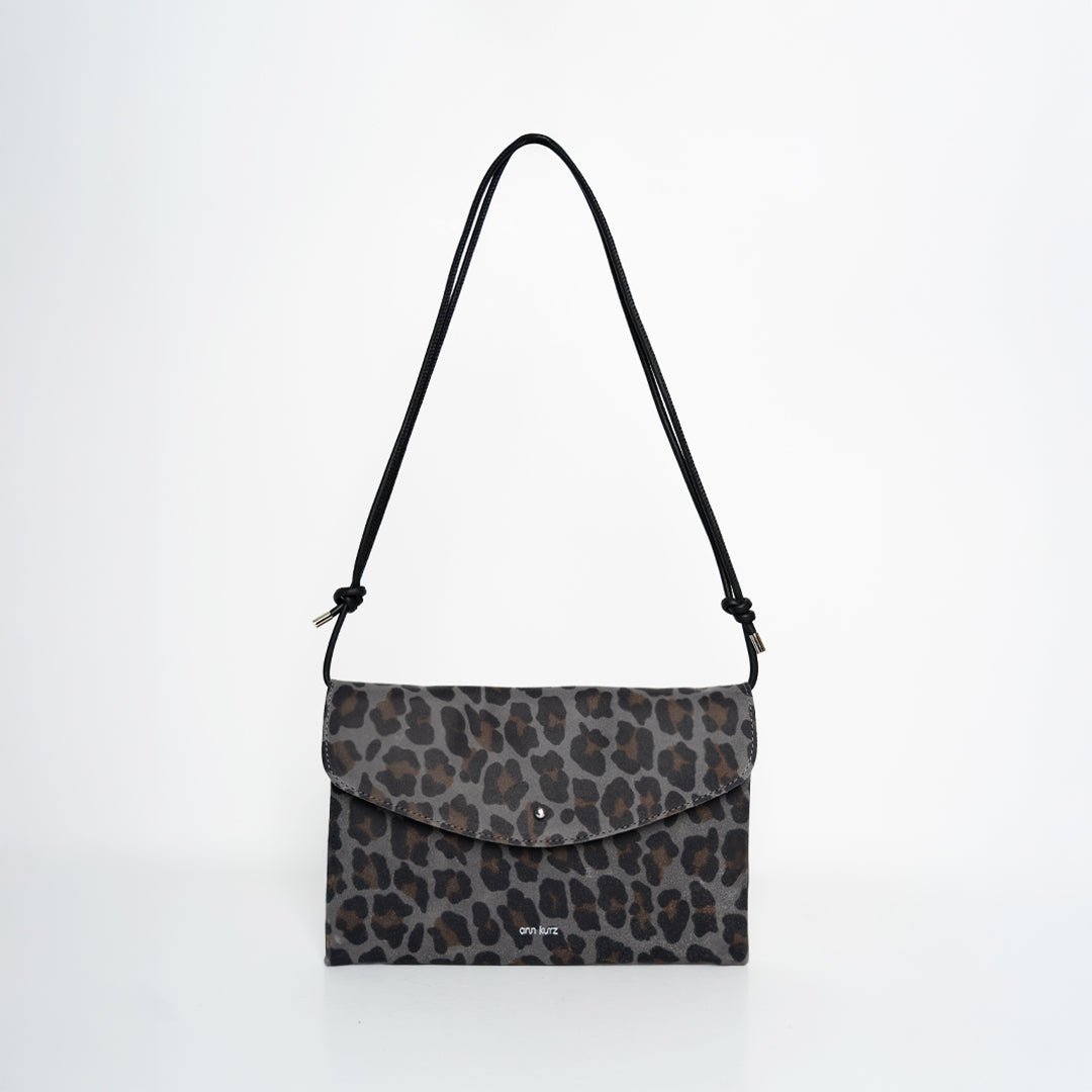 Cute Clutch - Leo Grey - ann kurz