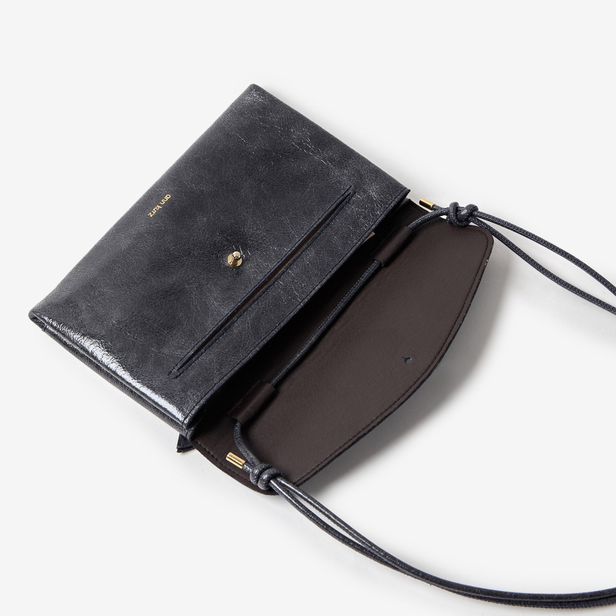 Cute Clutch - Patent Navy - ann kurz