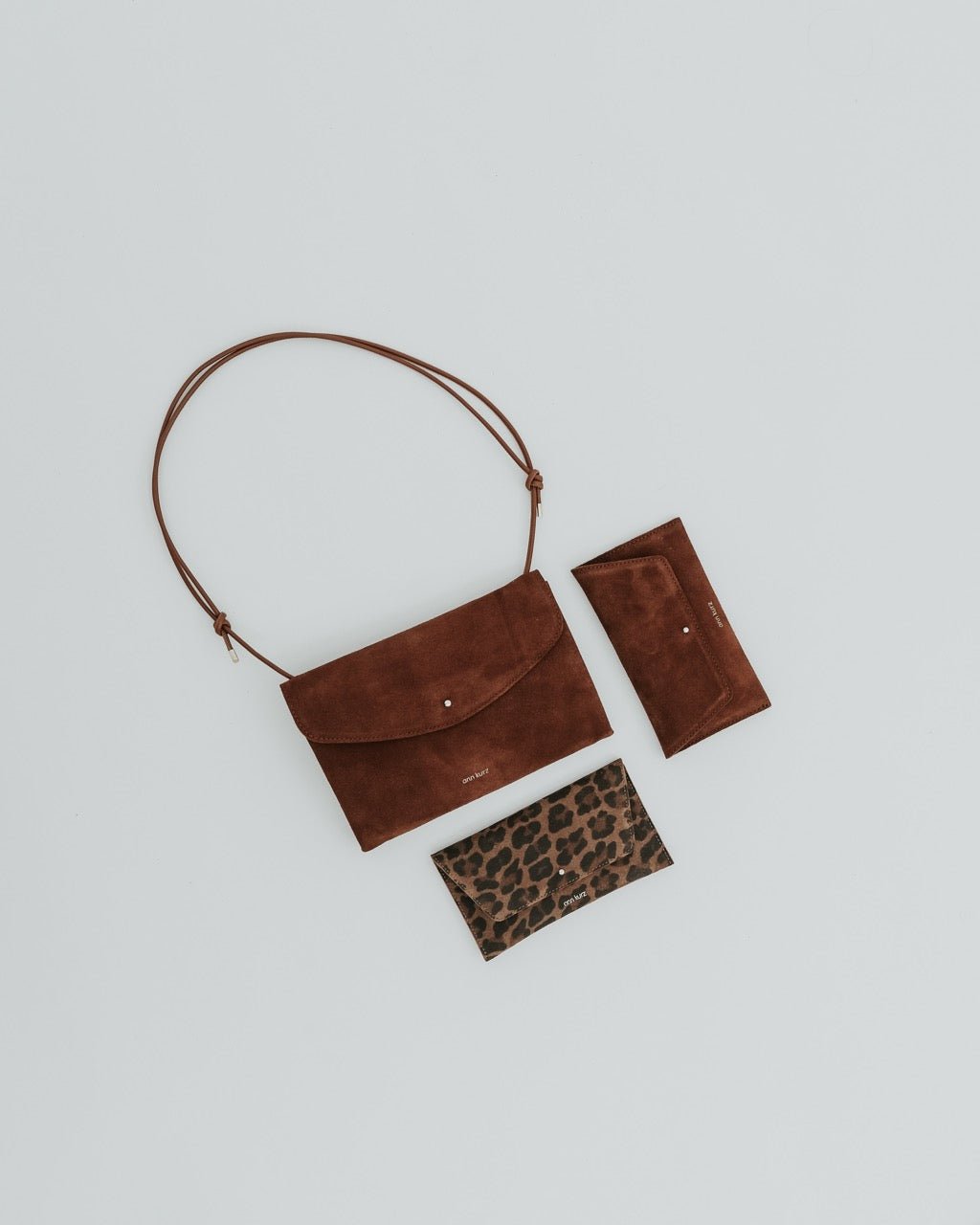Cute Clutch - Suede Brown - ann kurz