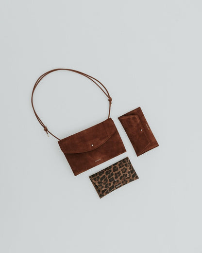 Cute Clutch - Suede Brown - ann kurz