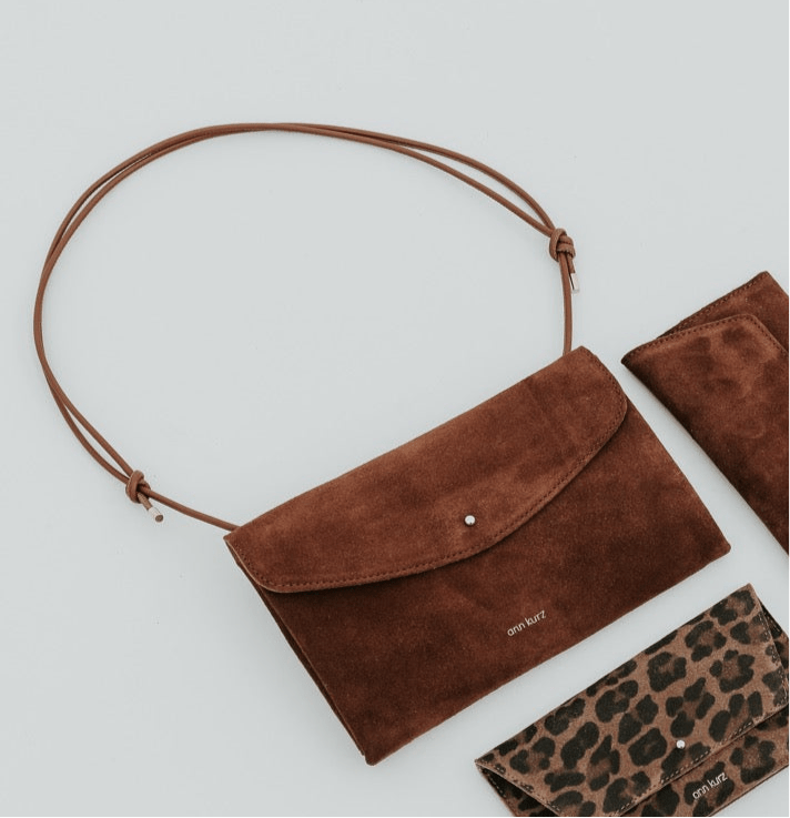 Cute Clutch - Suede Brown - ann kurz