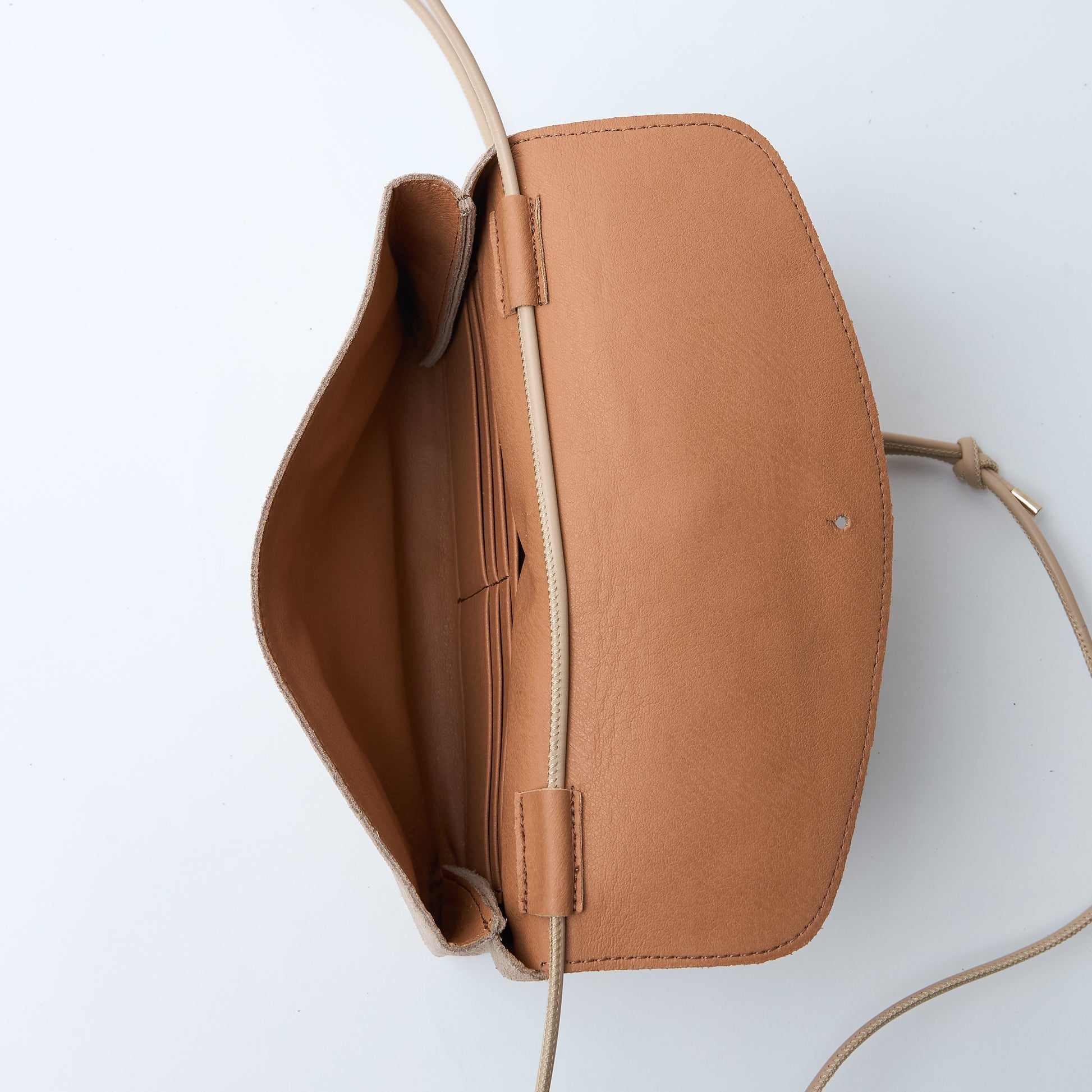 Cute Clutch - Suede Burgundy - ann kurz