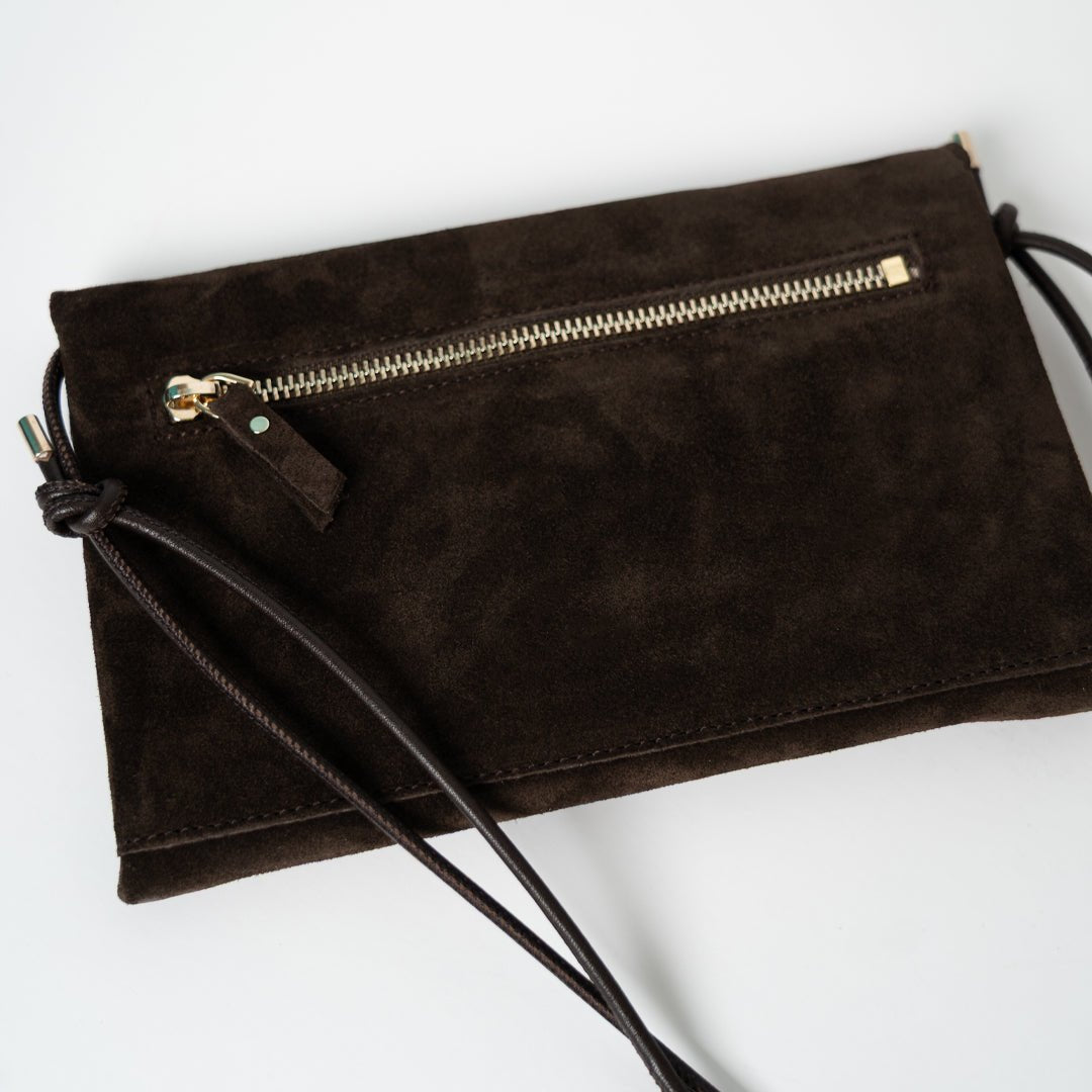Cute Clutch - Suede Mocha - ann kurz