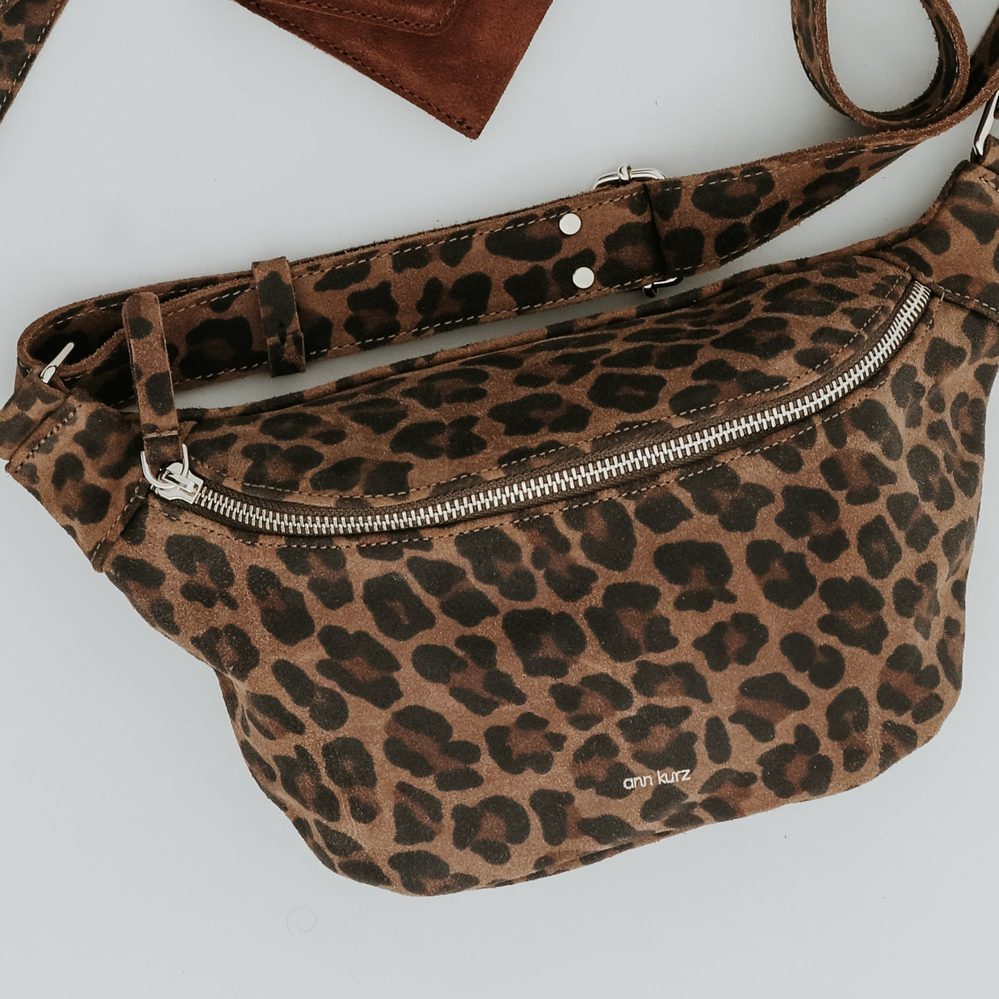 Fanny Pack - Leo Brown - ann kurz