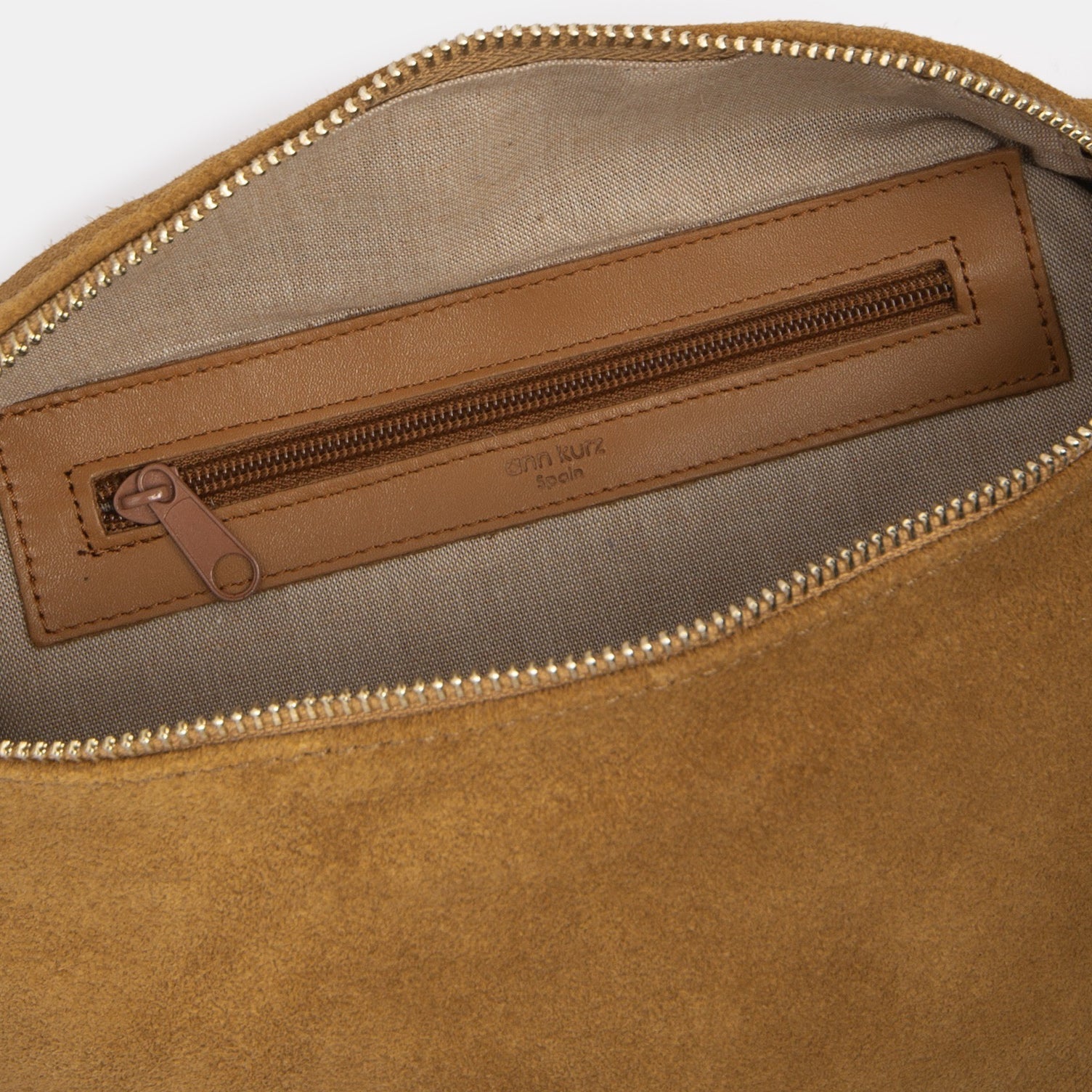 Fanny Pack - Suede Caramelo - ann kurz