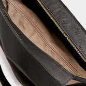 Grande Essential Tote - Narok Black - ann kurz