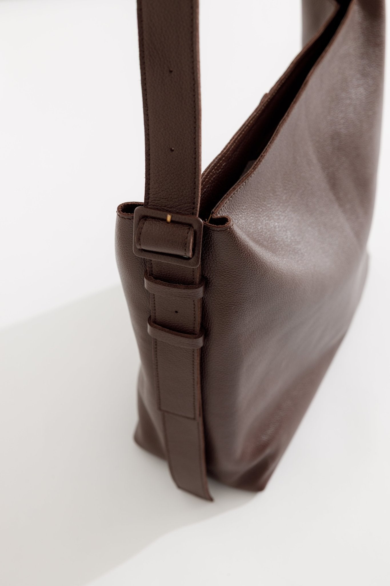 Grande Essential Tote - Narok Mocha - ann kurz