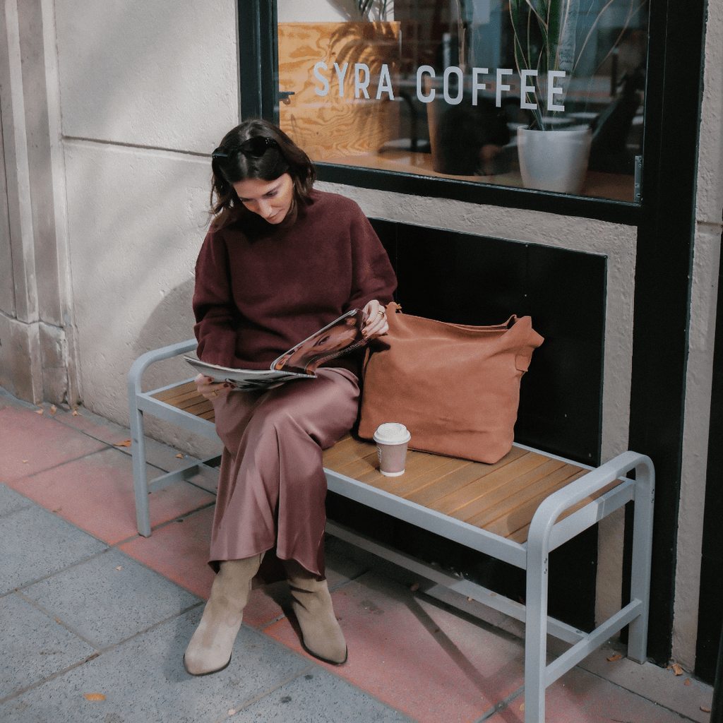 Grande Essential Tote - Suede Dark Nude - ann kurz