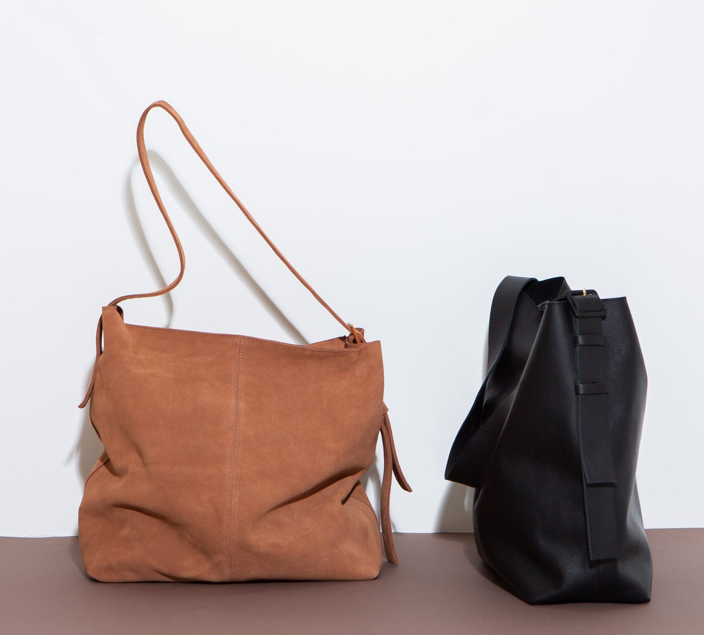 Grande Essential Tote - Suede Dark Nude - ann kurz