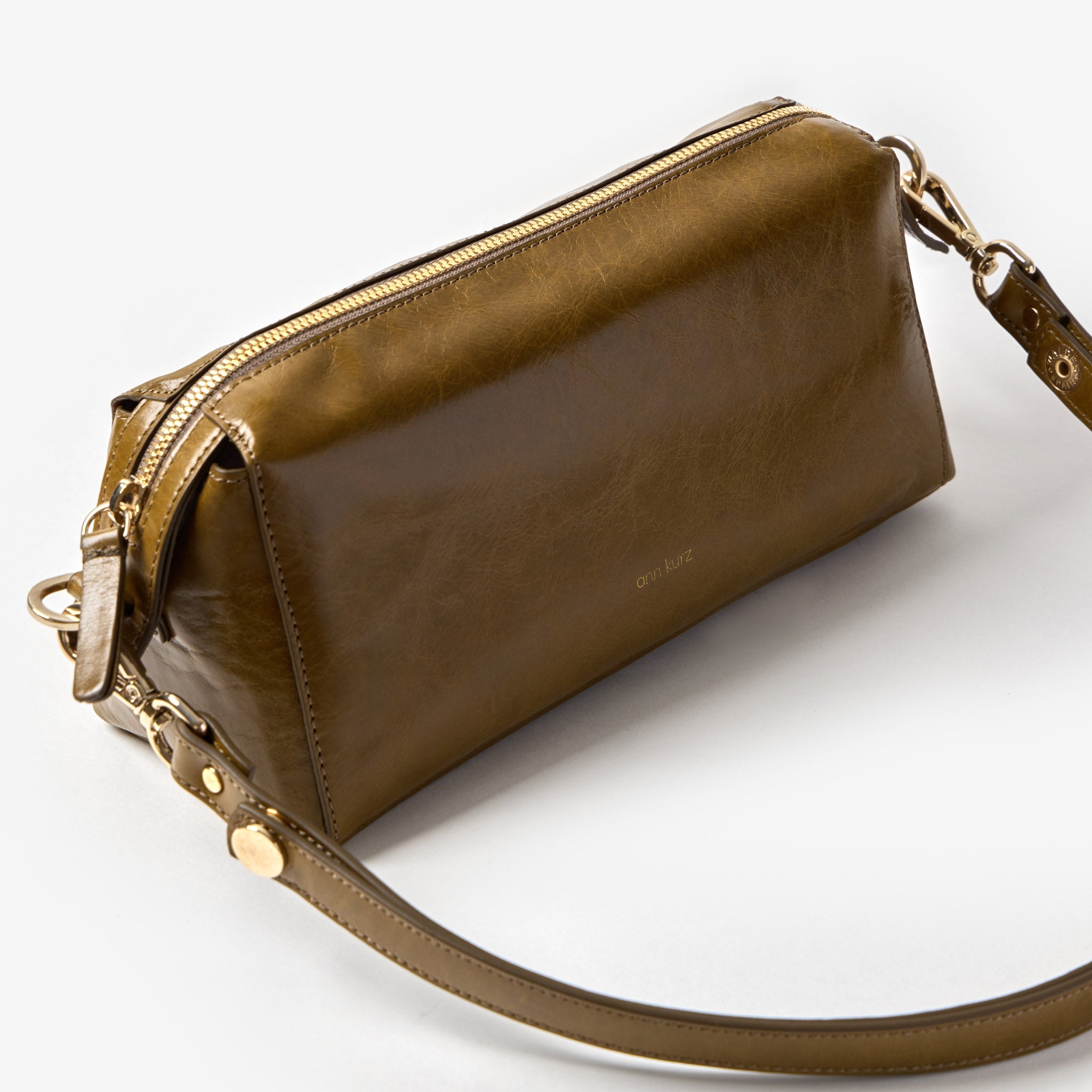 Light Shoulder - Shiny Nappa Bosco Green - ann kurz