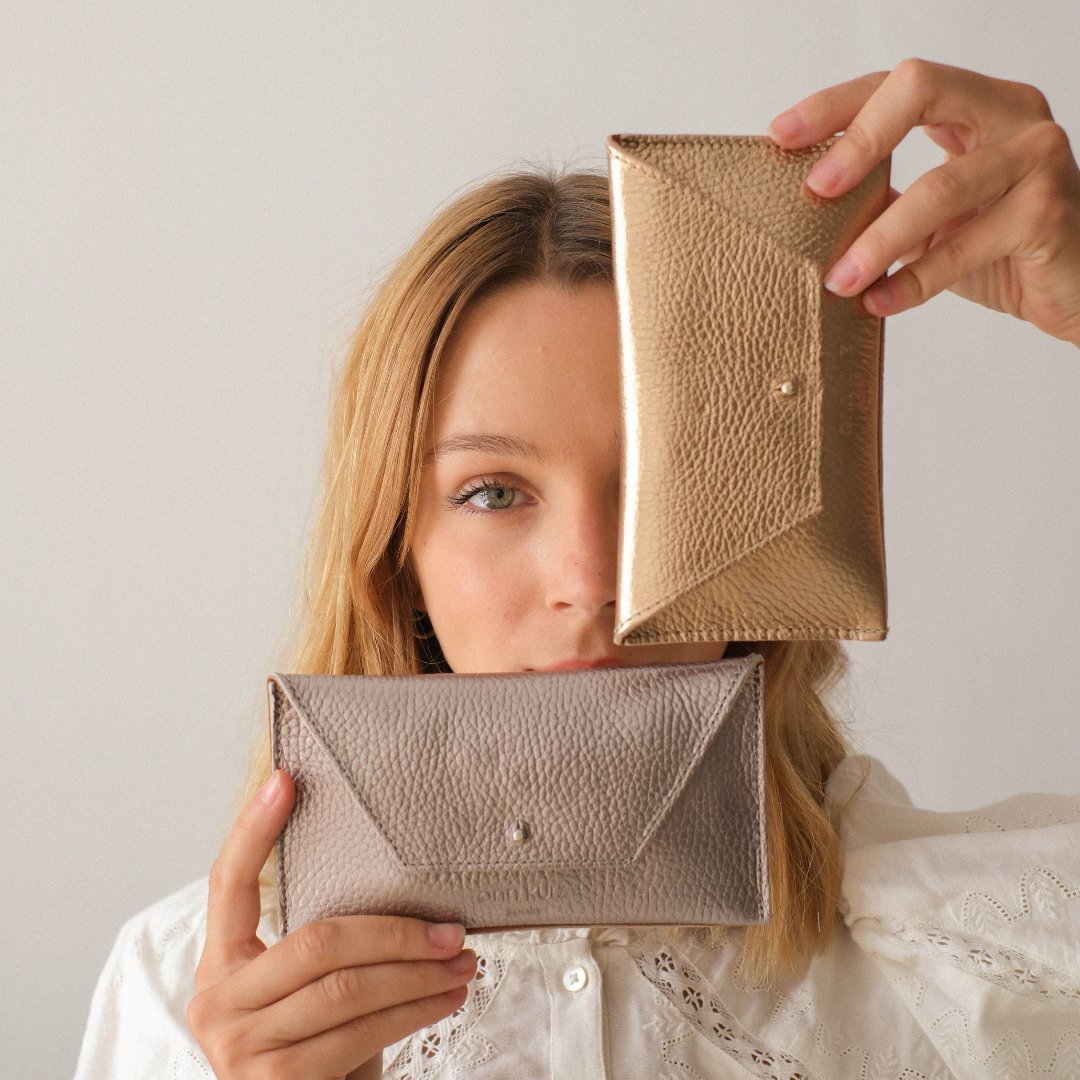 Mini Envelope Shape Pouch - Ruffle Cuoio - ann kurz