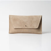 Mini Envelope - Suede Caramelo - ann kurz