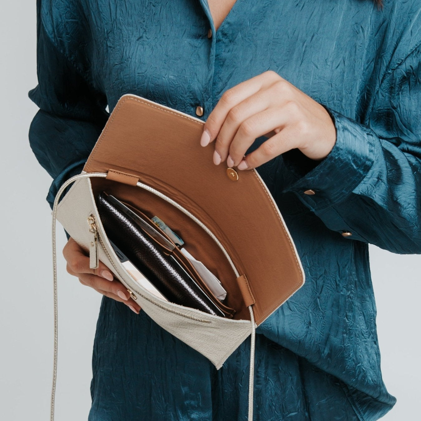 Mini Thin Clutch - Metallic Champagne - ann kurz