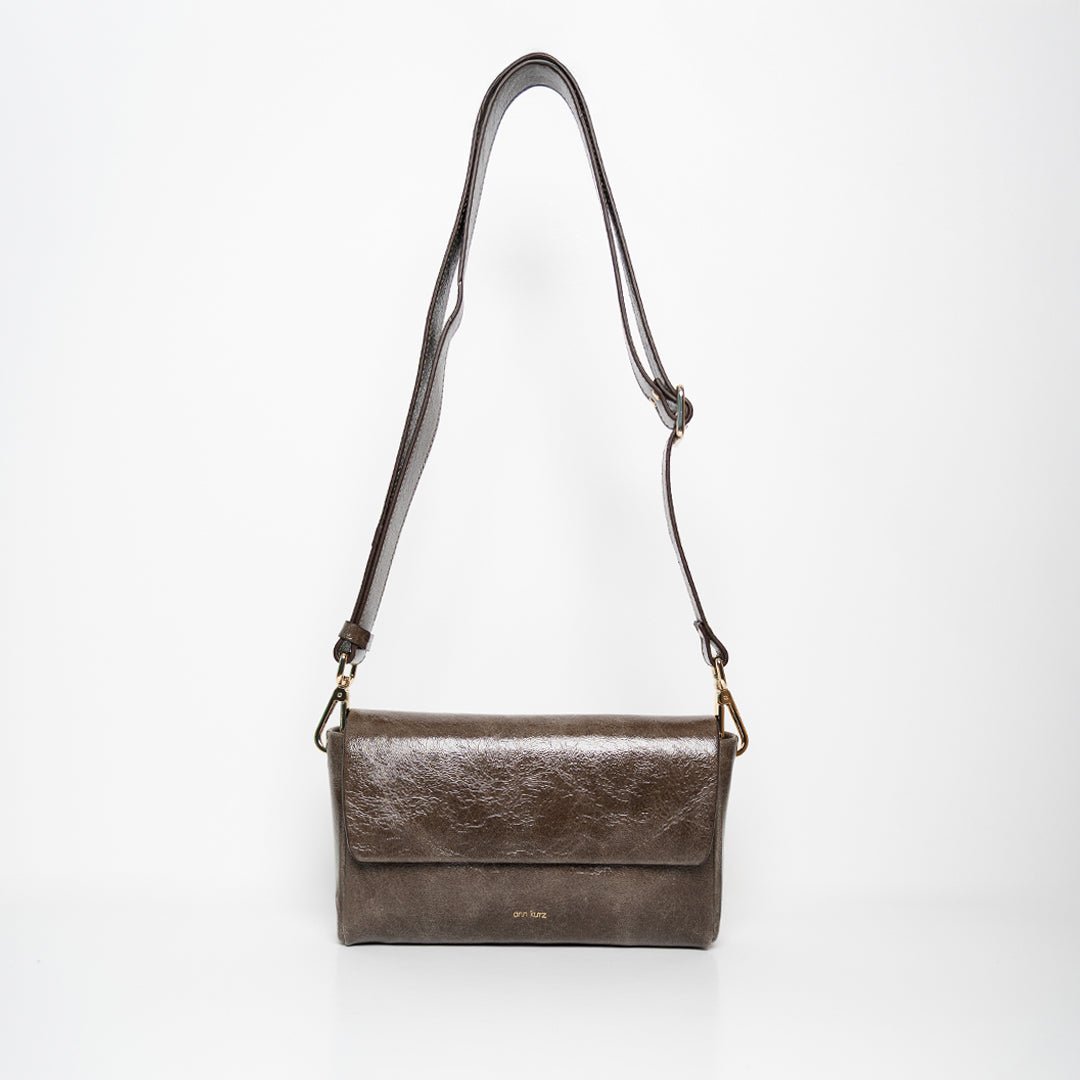 Pack Large with 2 Straps - Patent Fango - ann kurz