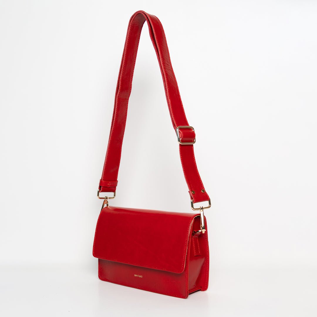 Perfect Square - Shiny Rosso - ann kurz