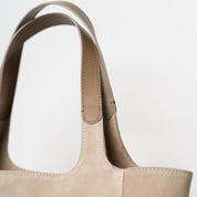 Shoulder Shopper - Suede Caramelo - ann kurz