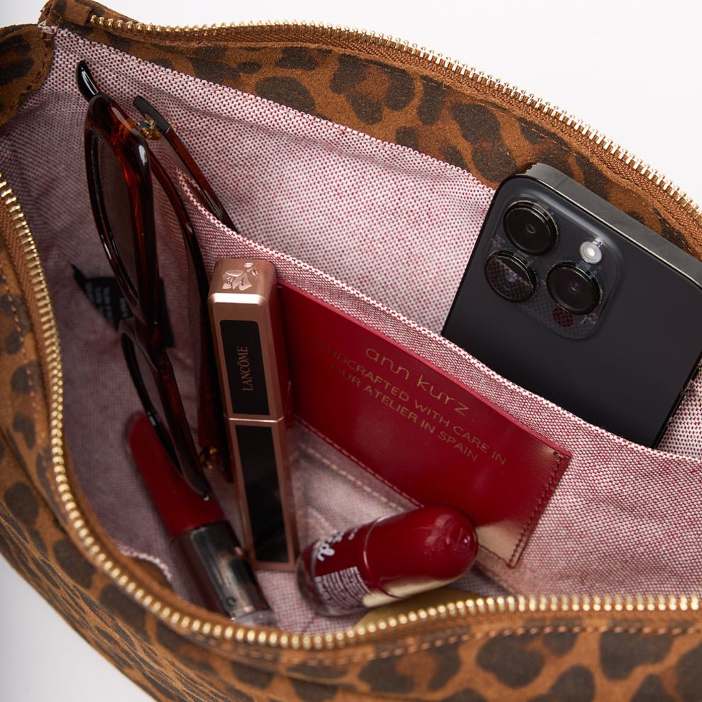 Soft Half Moon Shoulder Bag - Leo Brown - ann kurz