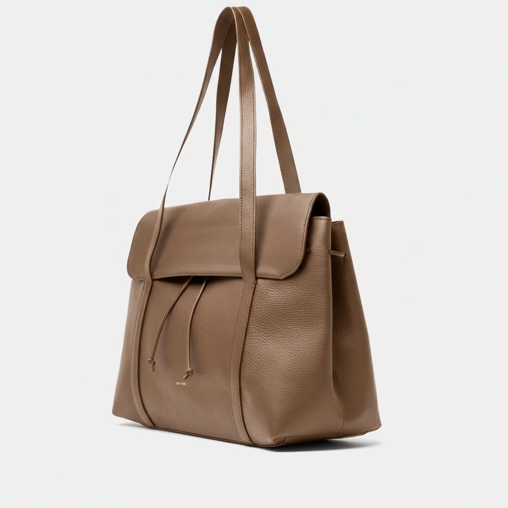 The Greatest Shopper - Grained Taupe Leather - ann kurz