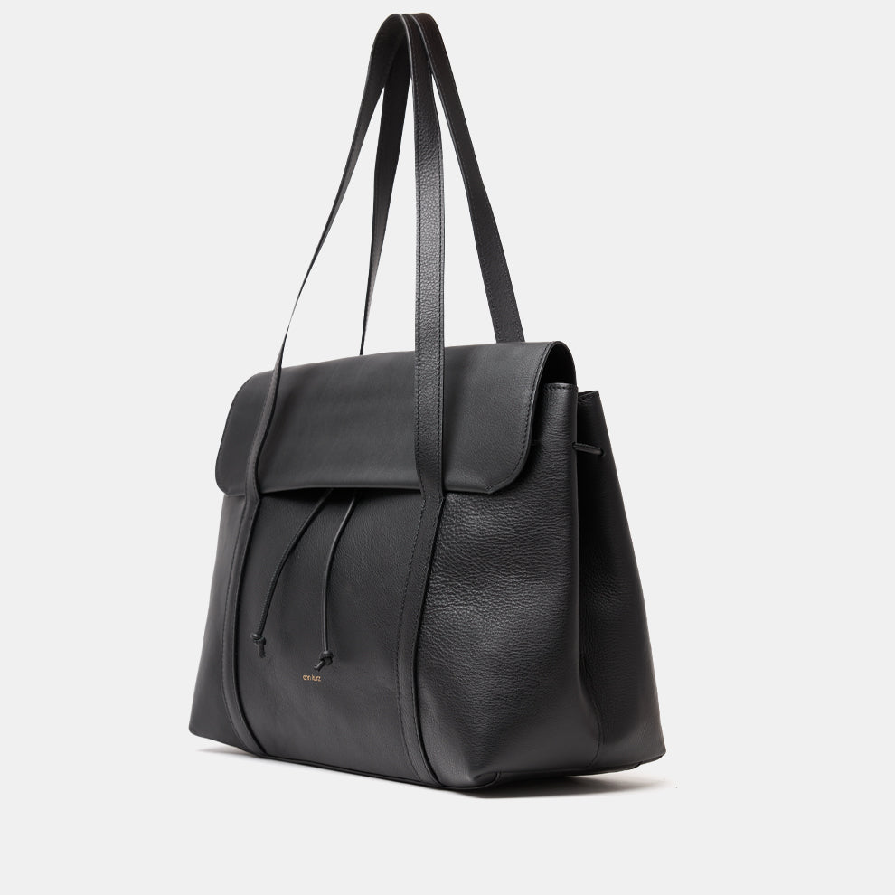 The Greatest Shopper Nappa Black - ann kurz