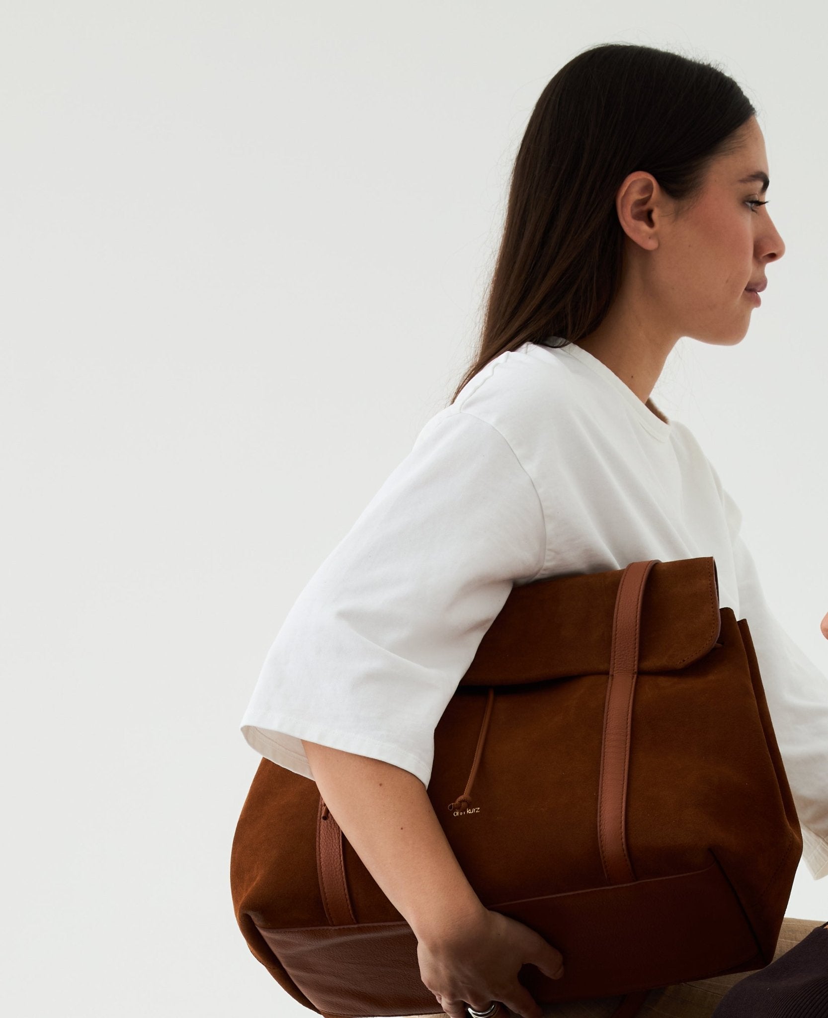 The Greatest Shopper Suede Cuero - ann kurz