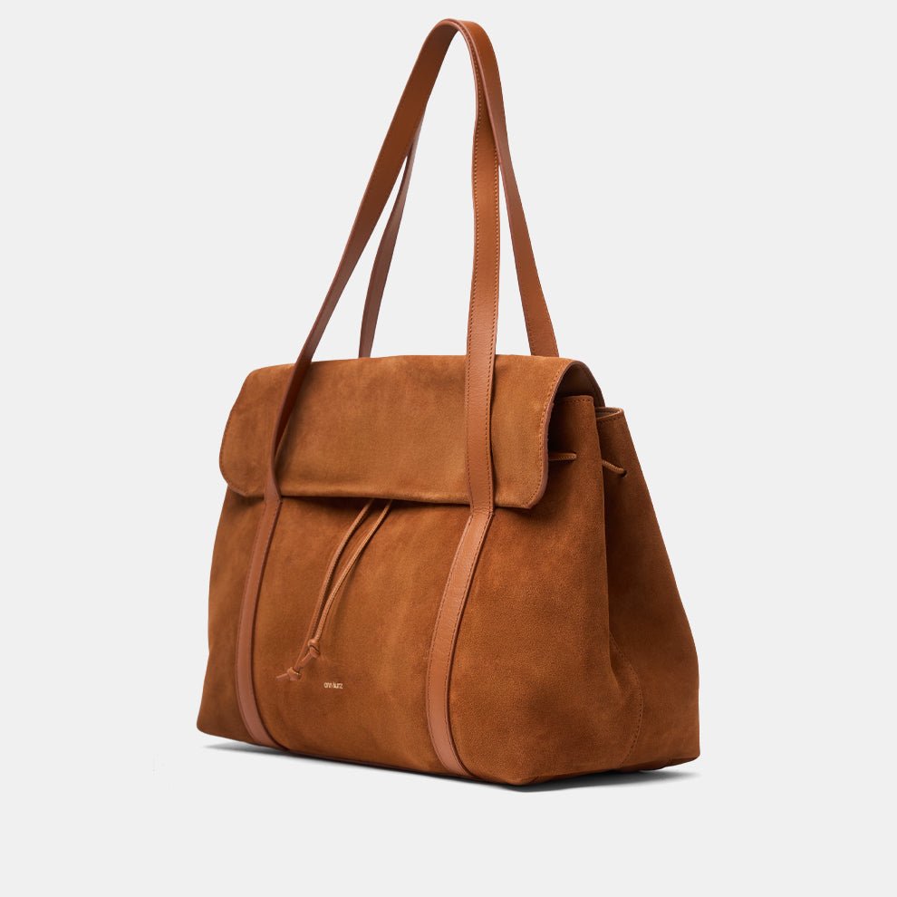The Greatest Shopper Suede Cuero - ann kurz