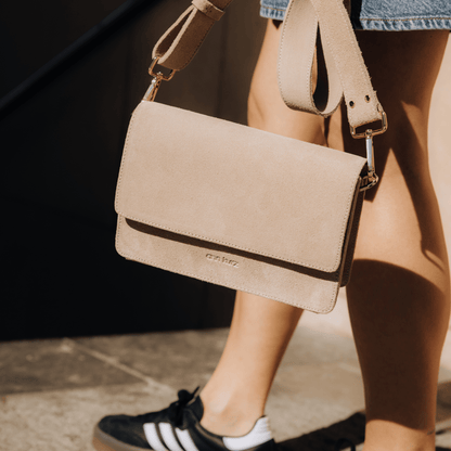 The Perfect Square Crossbody Bag - Suede Caramelo - ann kurz