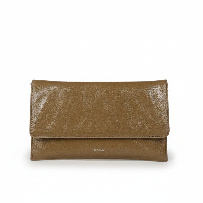 Thin Clutch - Patent Taupe - ann kurz