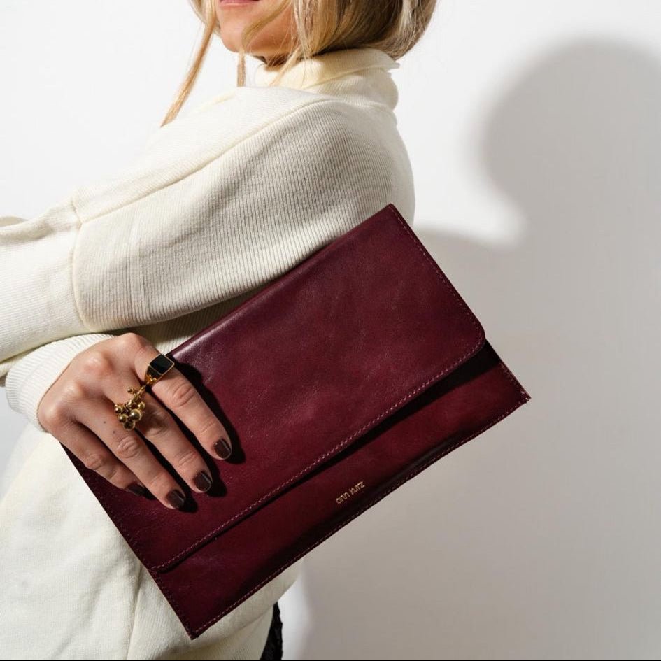 Thin Clutch - Shiny Nappa Burgundy - ann kurz