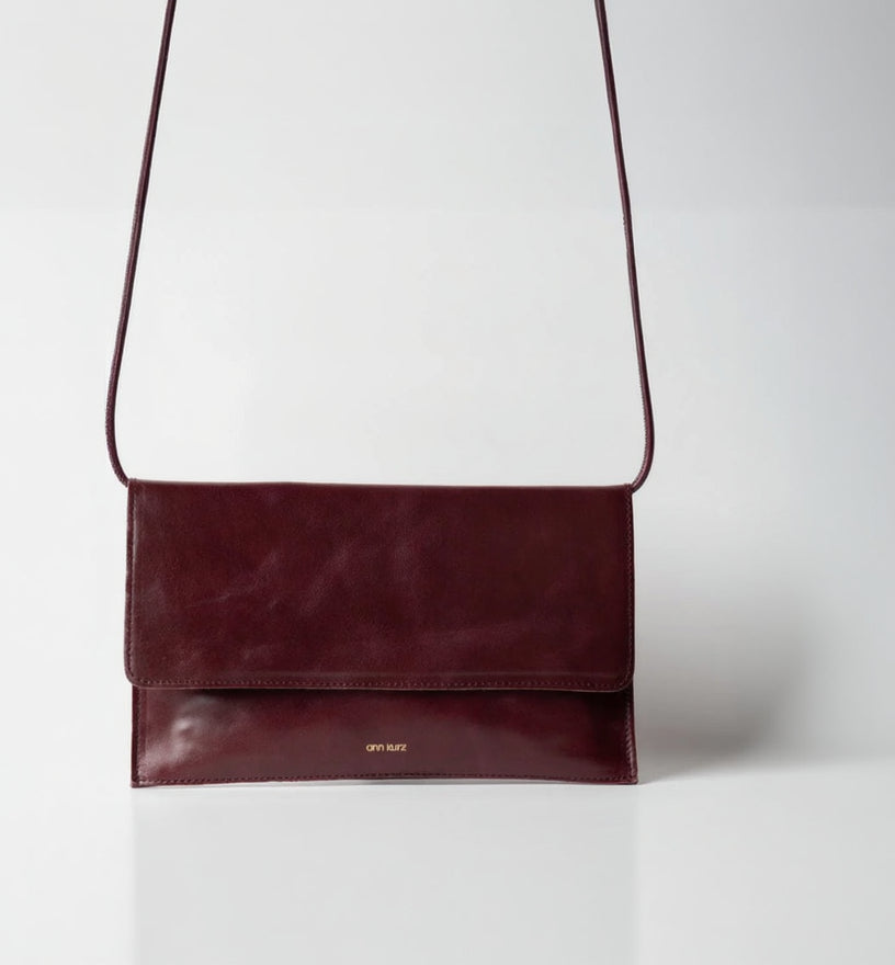 Thin Clutch - Shiny Nappa Burgundy - ann kurz