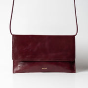 Thin Clutch - Shiny Nappa Burgundy - ann kurz