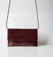 Thin Clutch - Shiny Nappa Burgundy - ann kurz