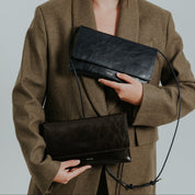 Thin Clutch - Shiny Nappa Navy - ann kurz