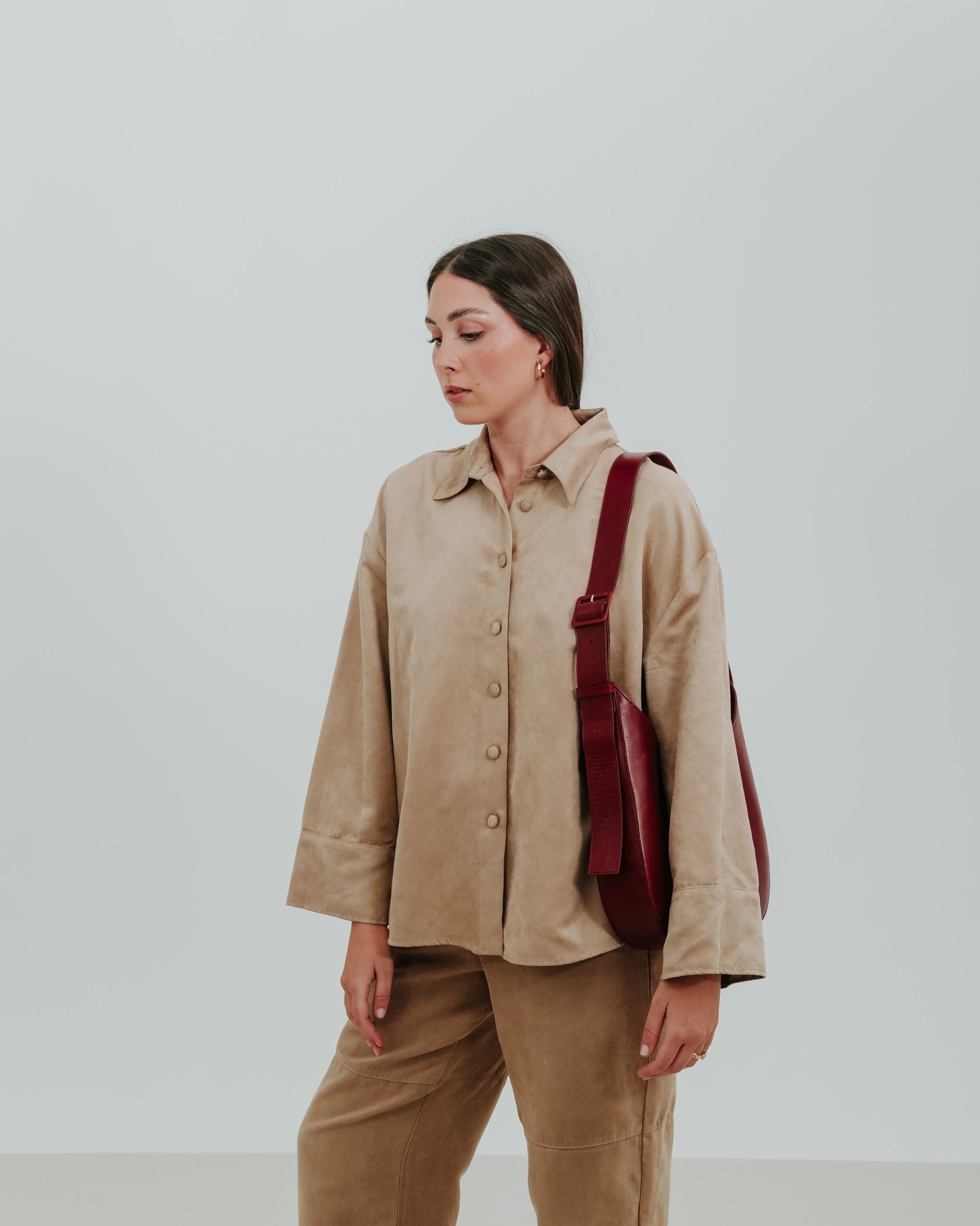 Versatile Hobo - Shiny Leather Navy - ann kurz