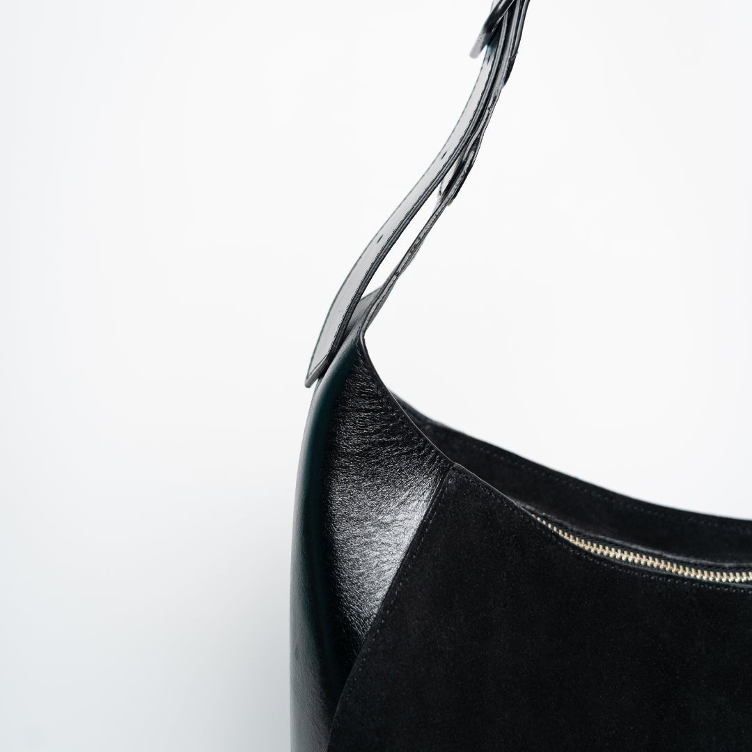 Vertical Shopper - Suede Mix Black - ann kurz